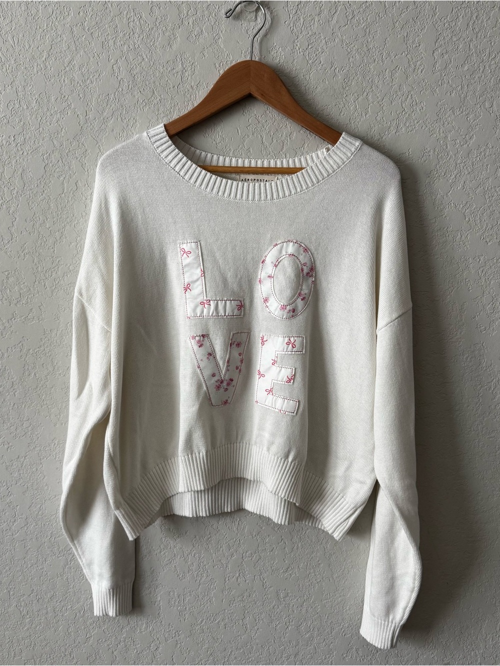White Cotton Blend Coquette Style Sweater by Aeropostale Medium